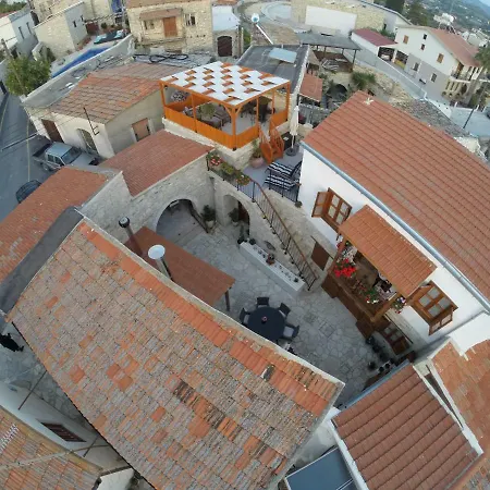 Magdalene's House Pensiune Skarinou